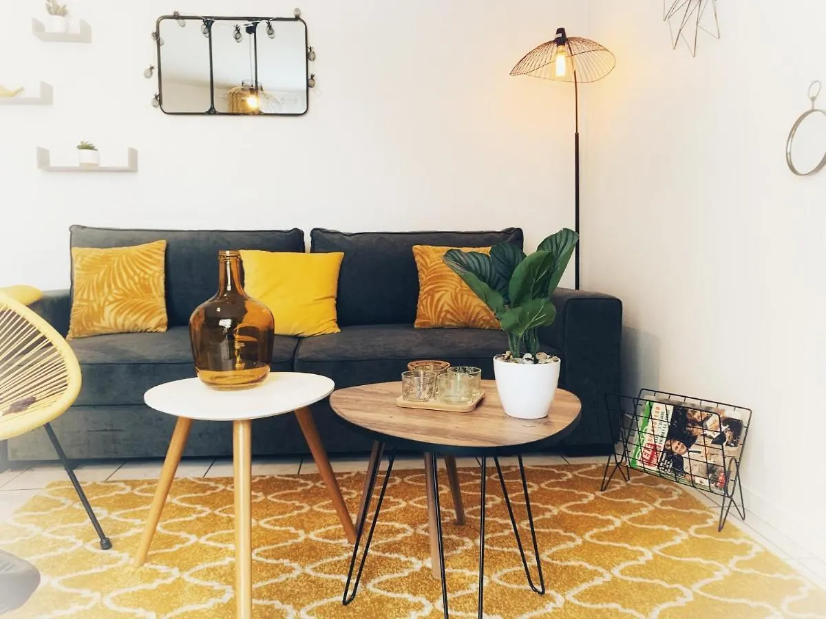 Studio Bis 32M2 Au Calme Situe Au Centre De 반느 프랑스